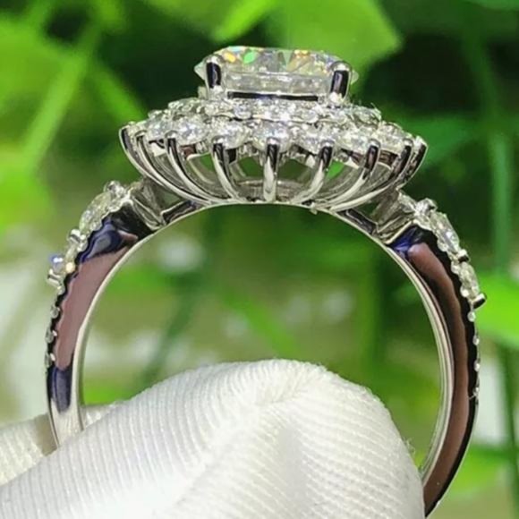 NEW 925 STERLING SILVER ROUND DIAMOND RING, CUTE RING, SHINY RING. - Picture 5 of 5